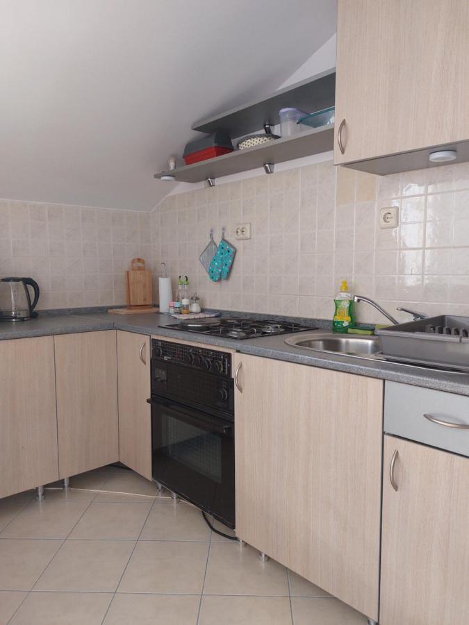 Apartmani Igercic Stinica Exterior foto